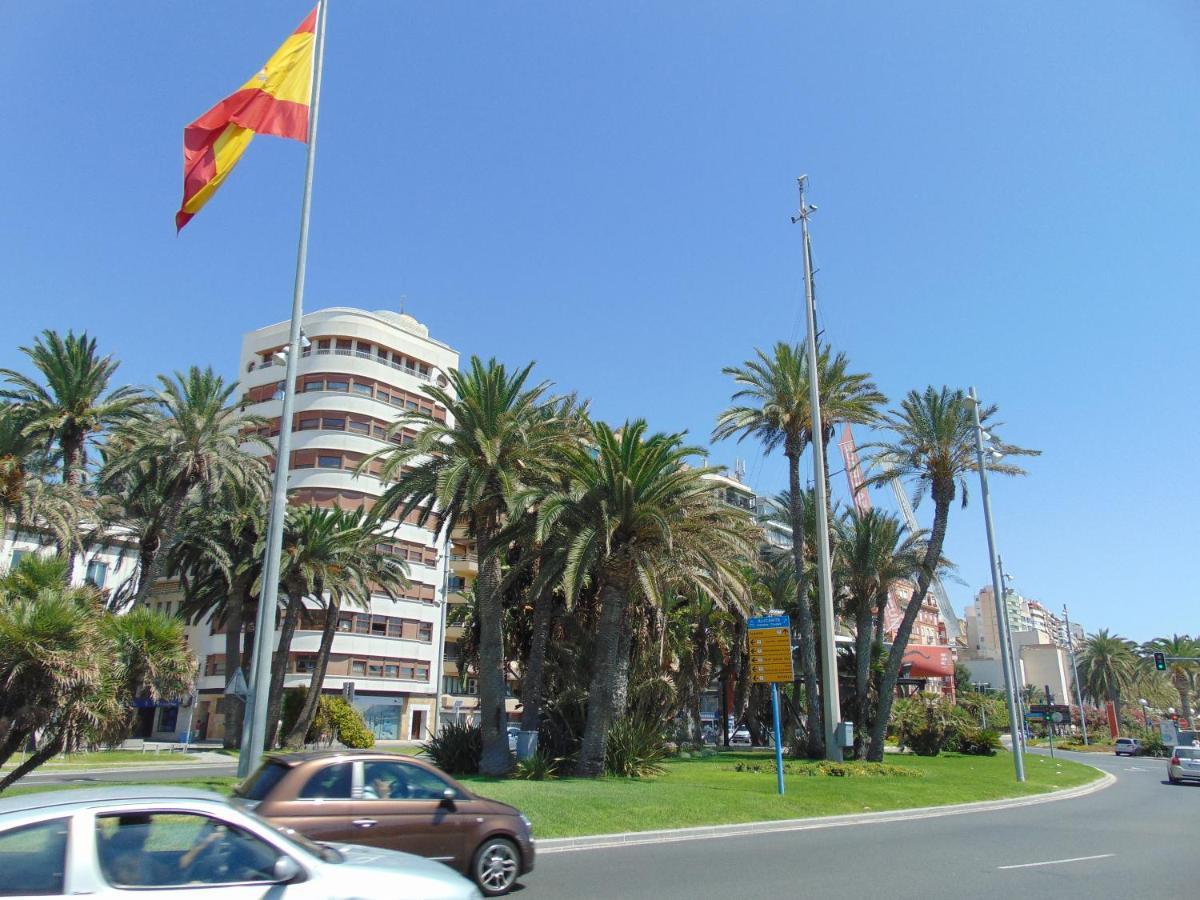 Apartamentos Playa Postiguet Alicante Exteriör bild