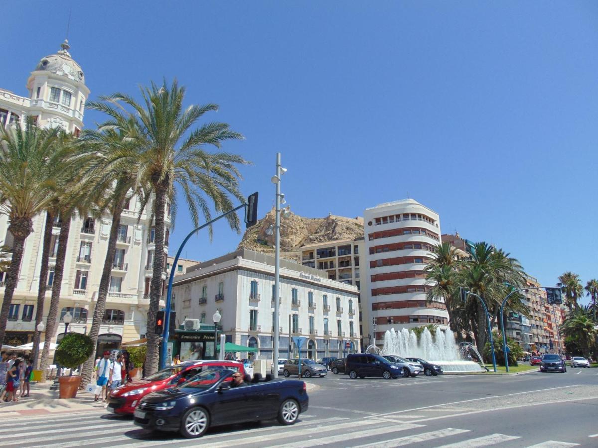 Apartamentos Playa Postiguet Alicante Exteriör bild