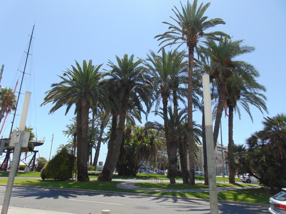 Apartamentos Playa Postiguet Alicante Exteriör bild