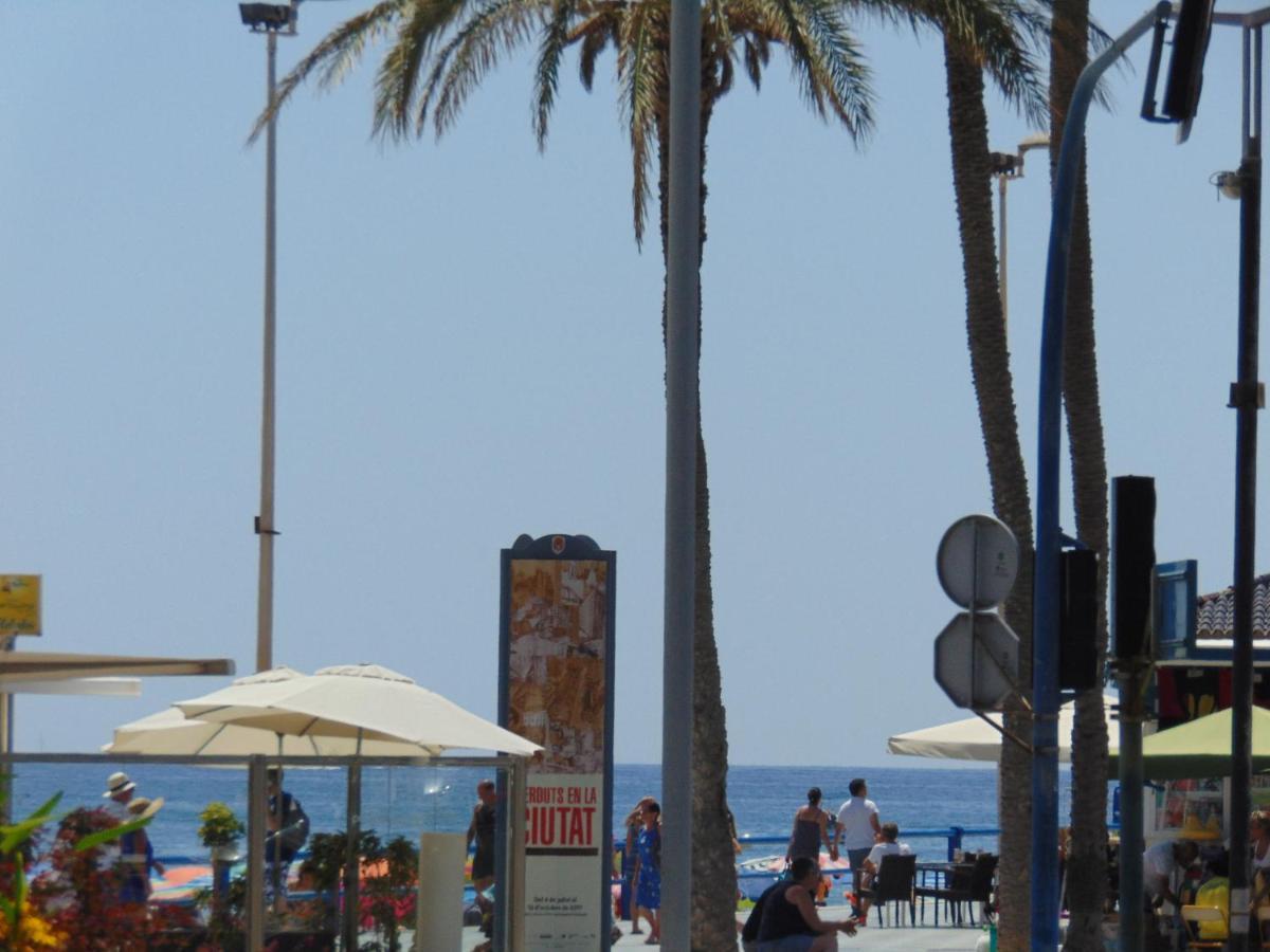 Apartamentos Playa Postiguet Alicante Exteriör bild