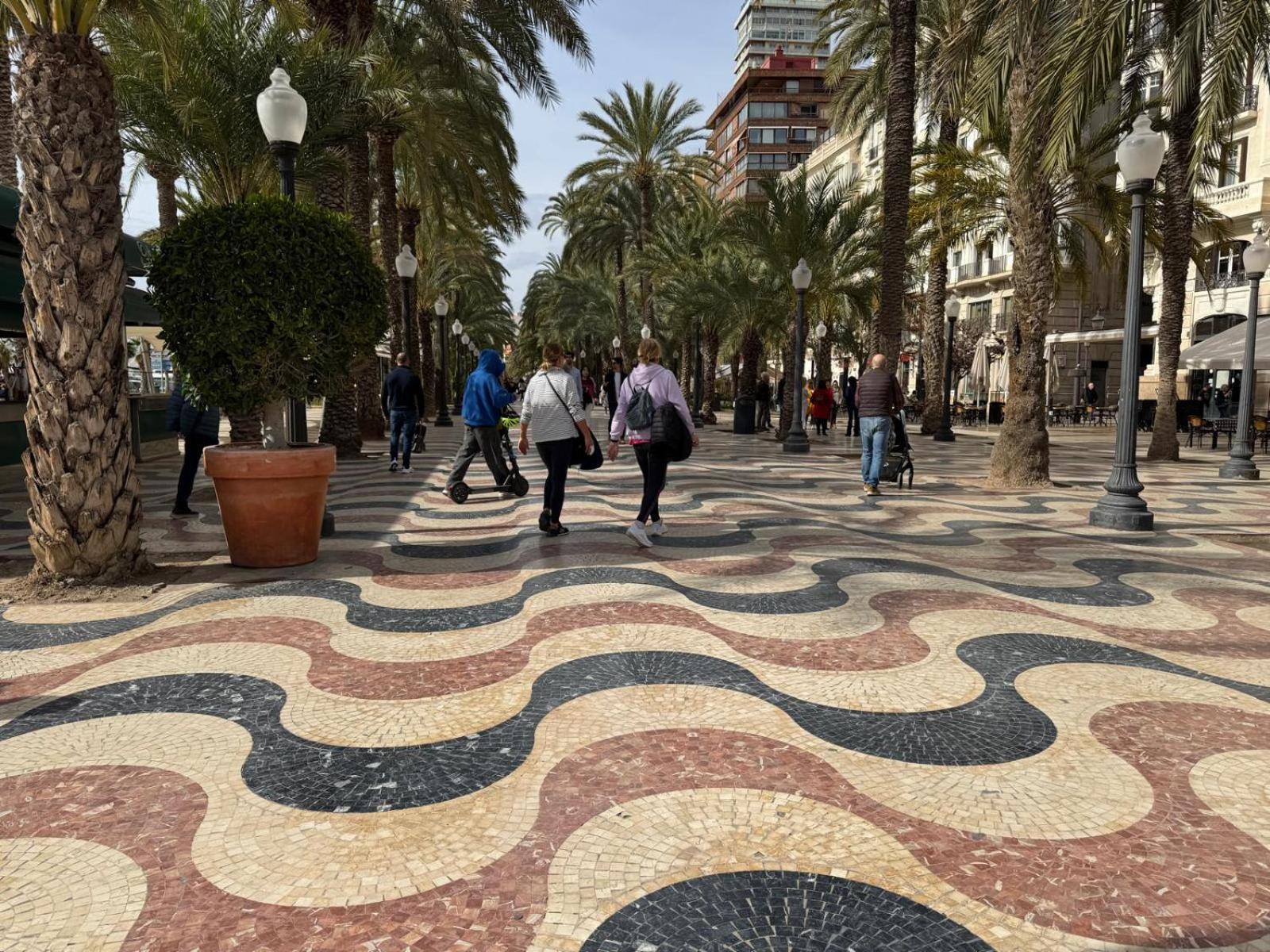 Apartamentos Playa Postiguet Alicante Exteriör bild