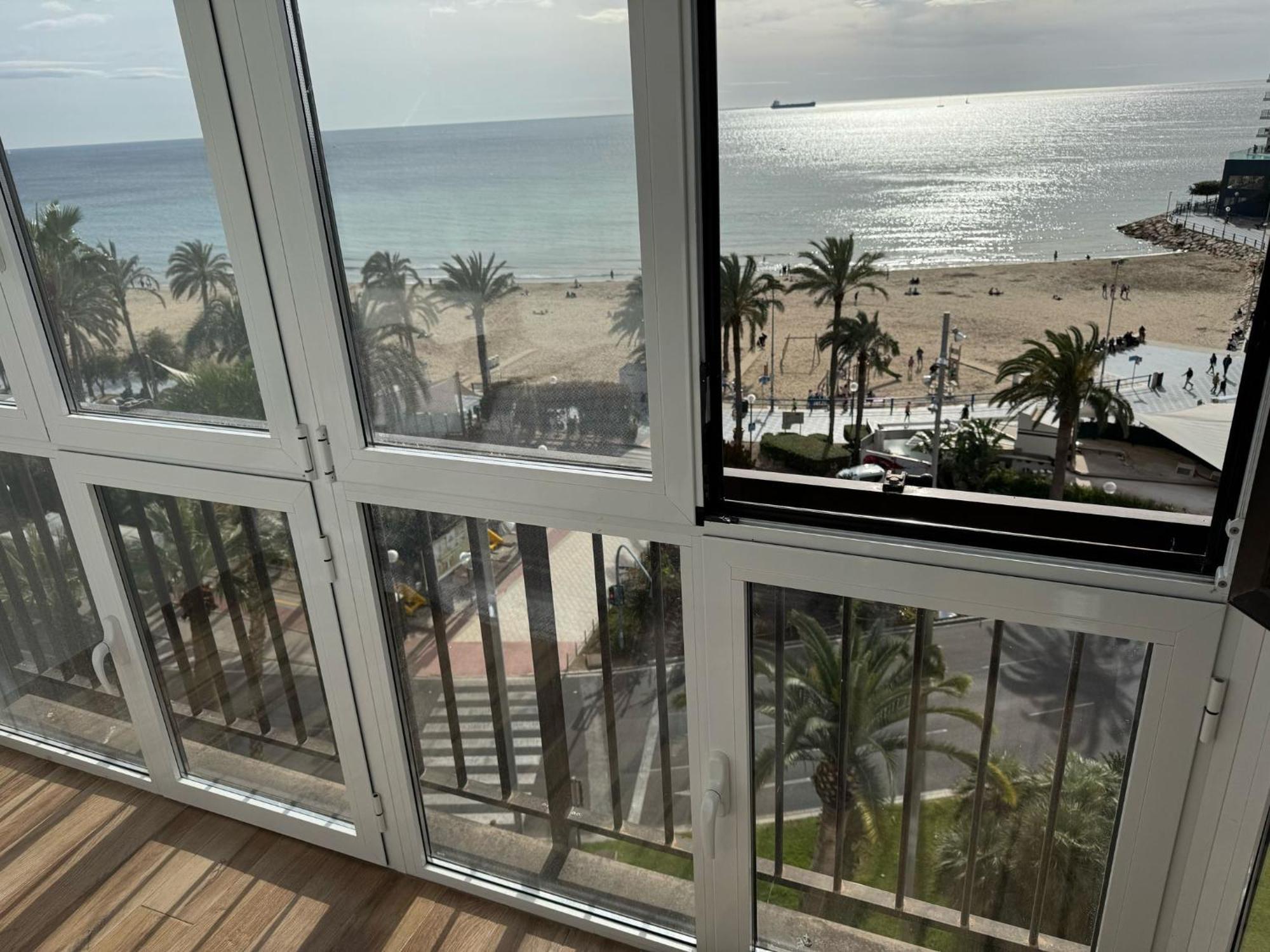 Apartamentos Playa Postiguet Alicante Exteriör bild