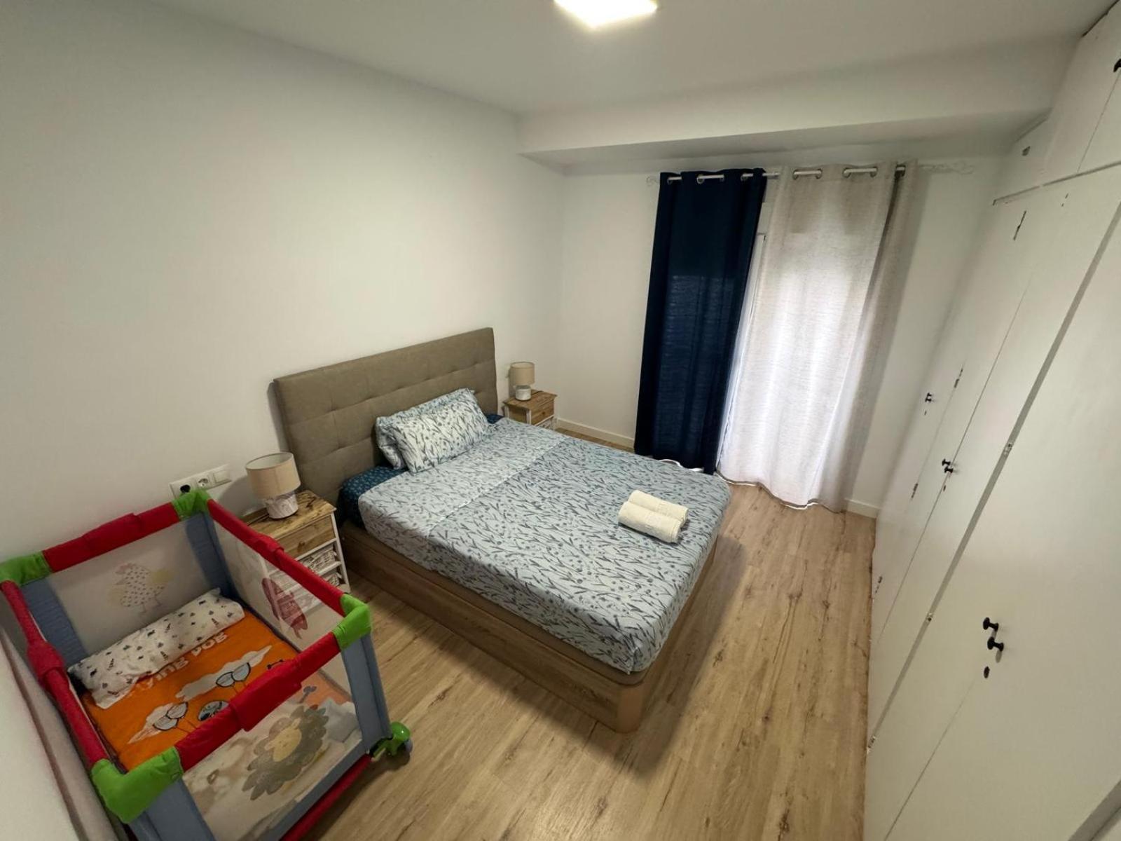 Apartamentos Playa Postiguet Alicante Exteriör bild